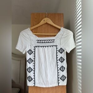 American Eagle Outfitters White Top with Black Embroidery
